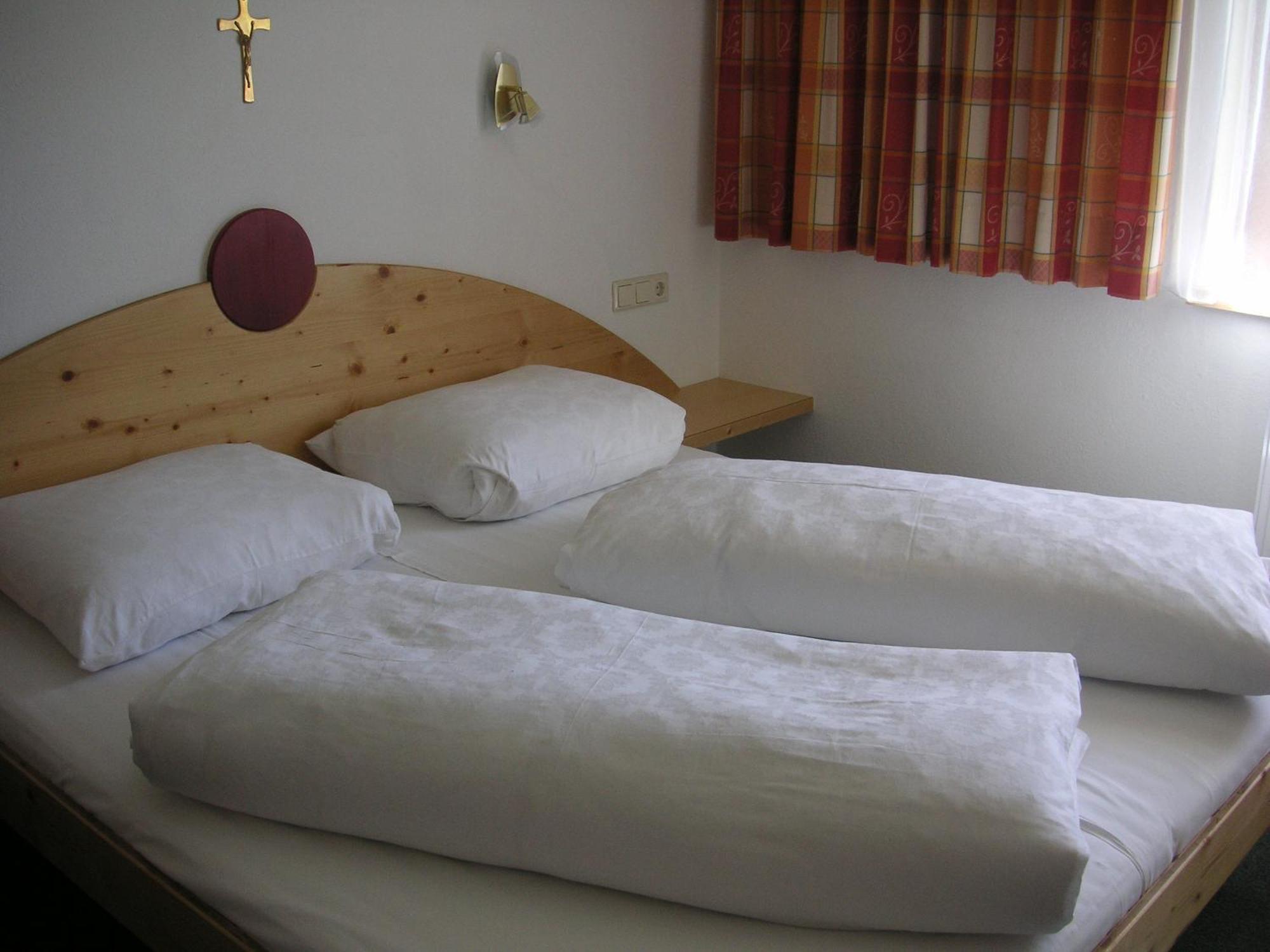 Gaestehaus Manuela - Familie Rantner เซเฟลด์ อิน ทิโรล ห้อง รูปภาพ